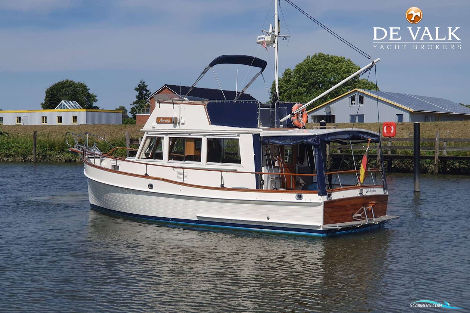 Grand Banks 32