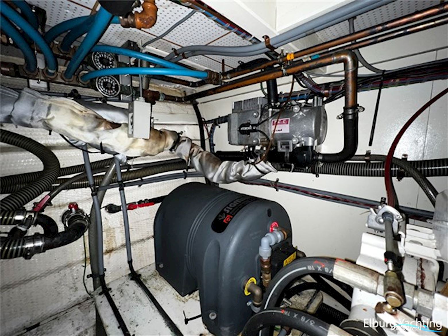 Grand Banks 42 - Motoryacht 