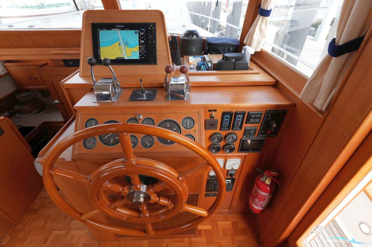 Grand Banks 46 Motor Yacht