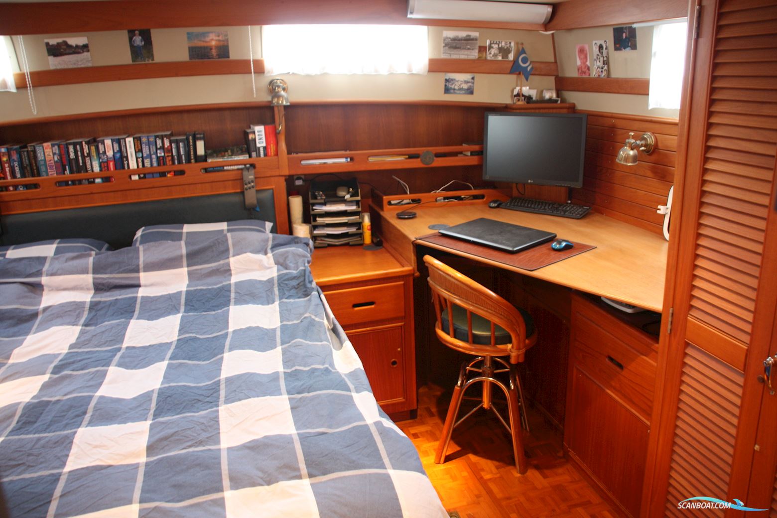 Grand Banks 49 Stabilizers