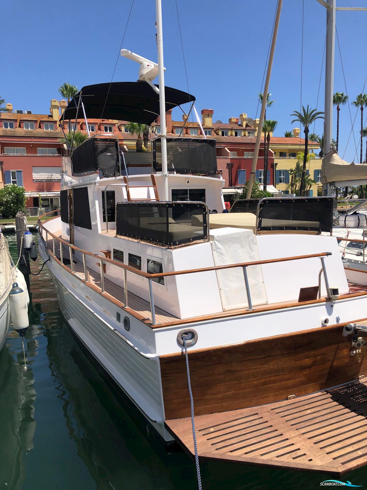 Grandbanks 42 Classic