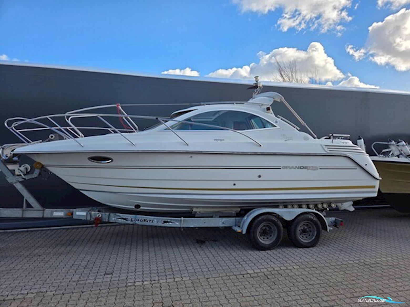 Grandezza 26 CA Med Volvo Penta D3 Diesel Motor