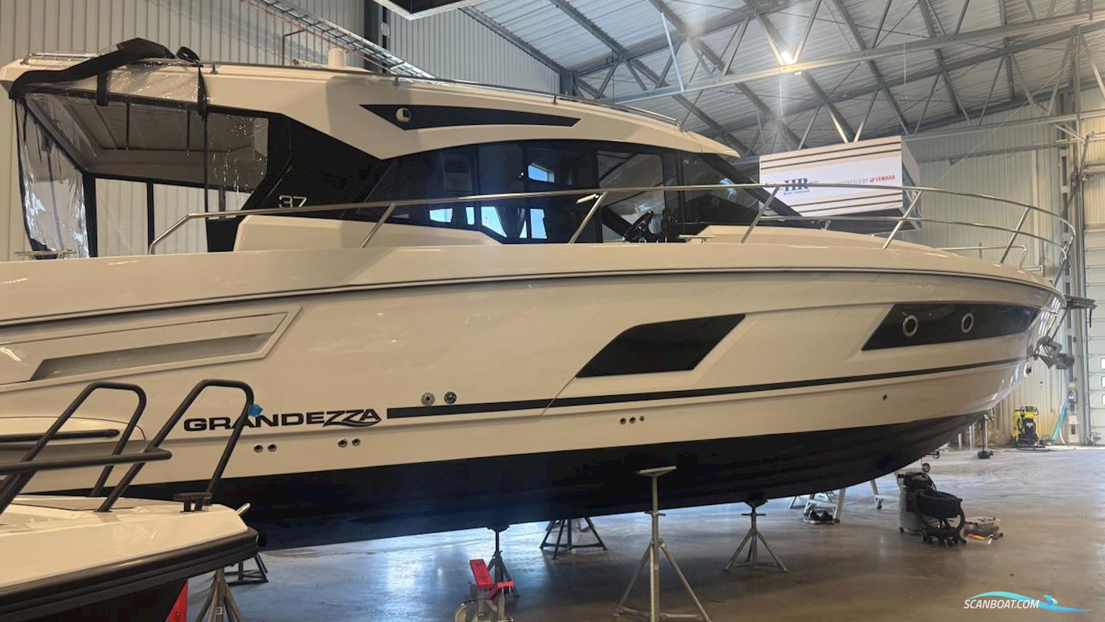 Grandezza 37 CA Motorboot 2020, mit  Volvo Penta motor, Sweden