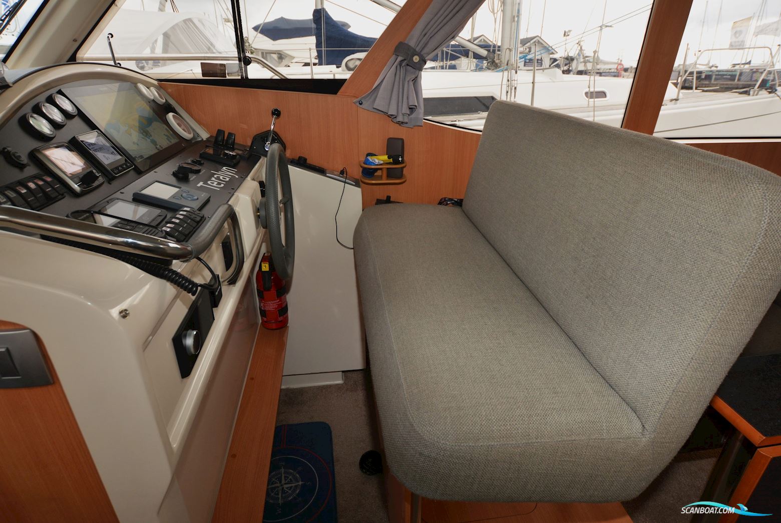 Greenline 33 Hybrid