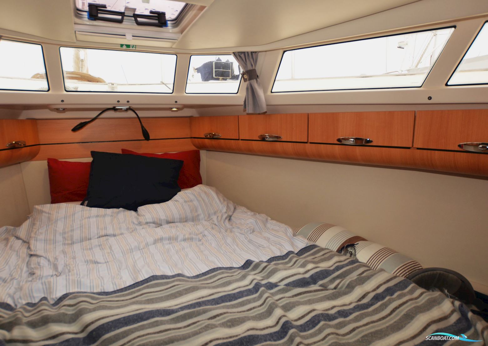Greenline 33 Hybrid
