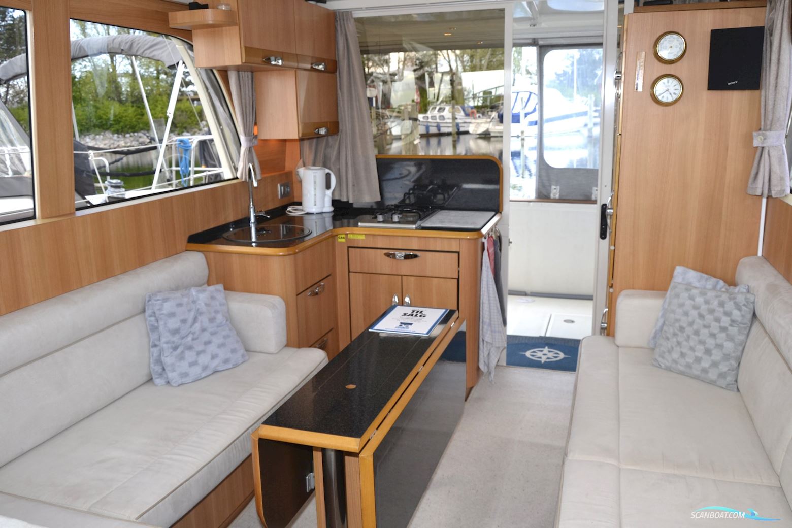 Greenline 33