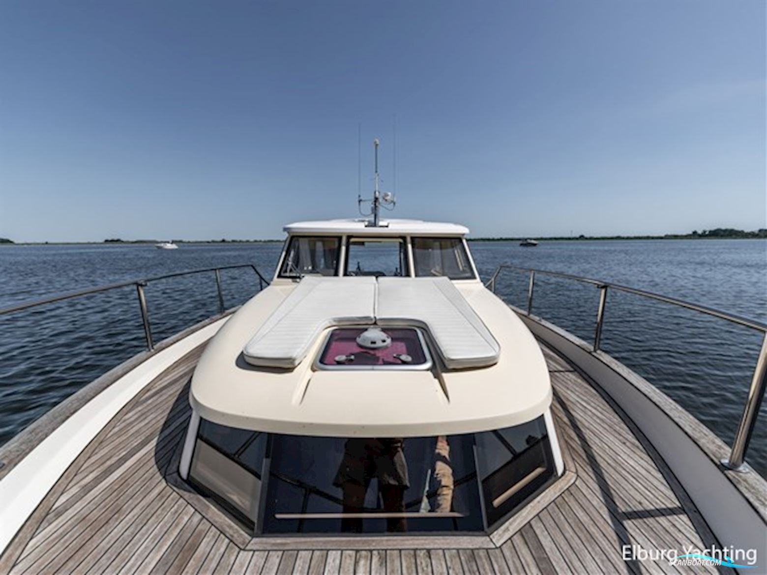 Greenline 33