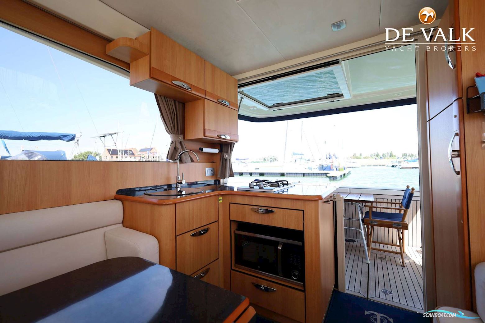 Greenline 33