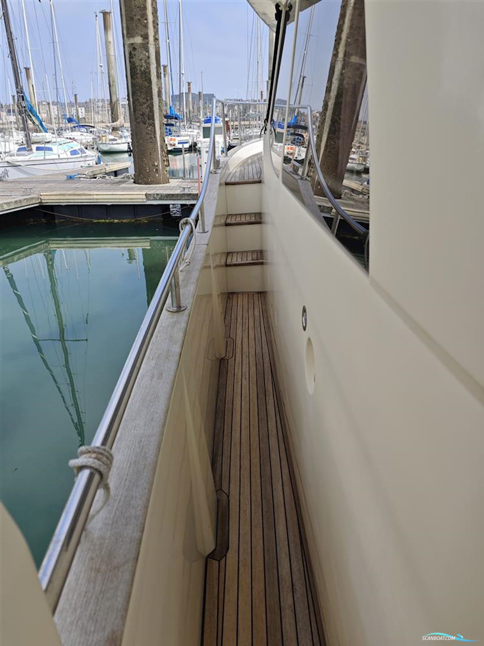 Greenline 33