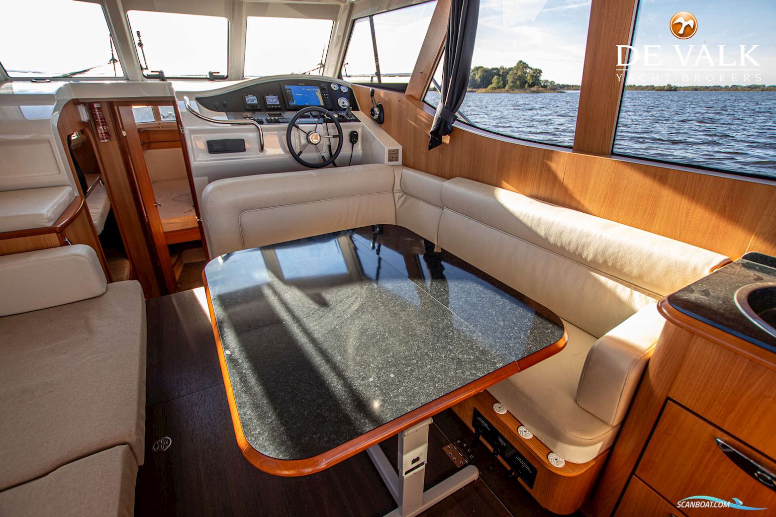 Greenline 33