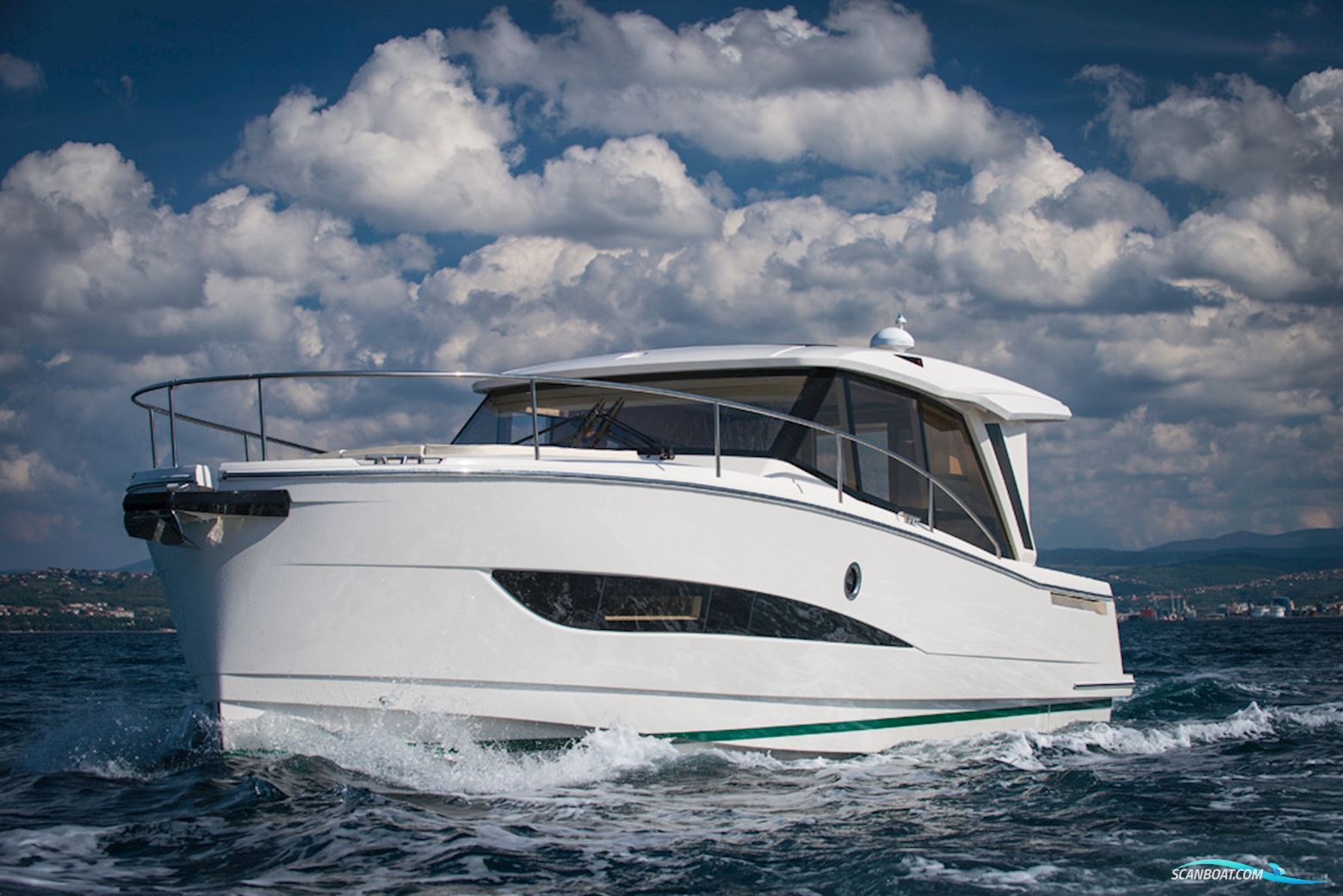Greenline 39