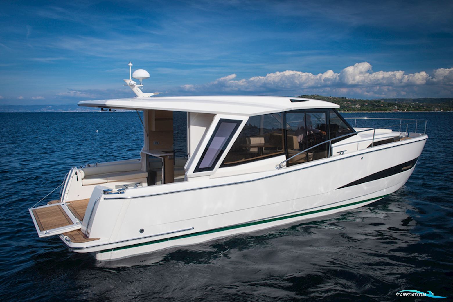 Greenline 39