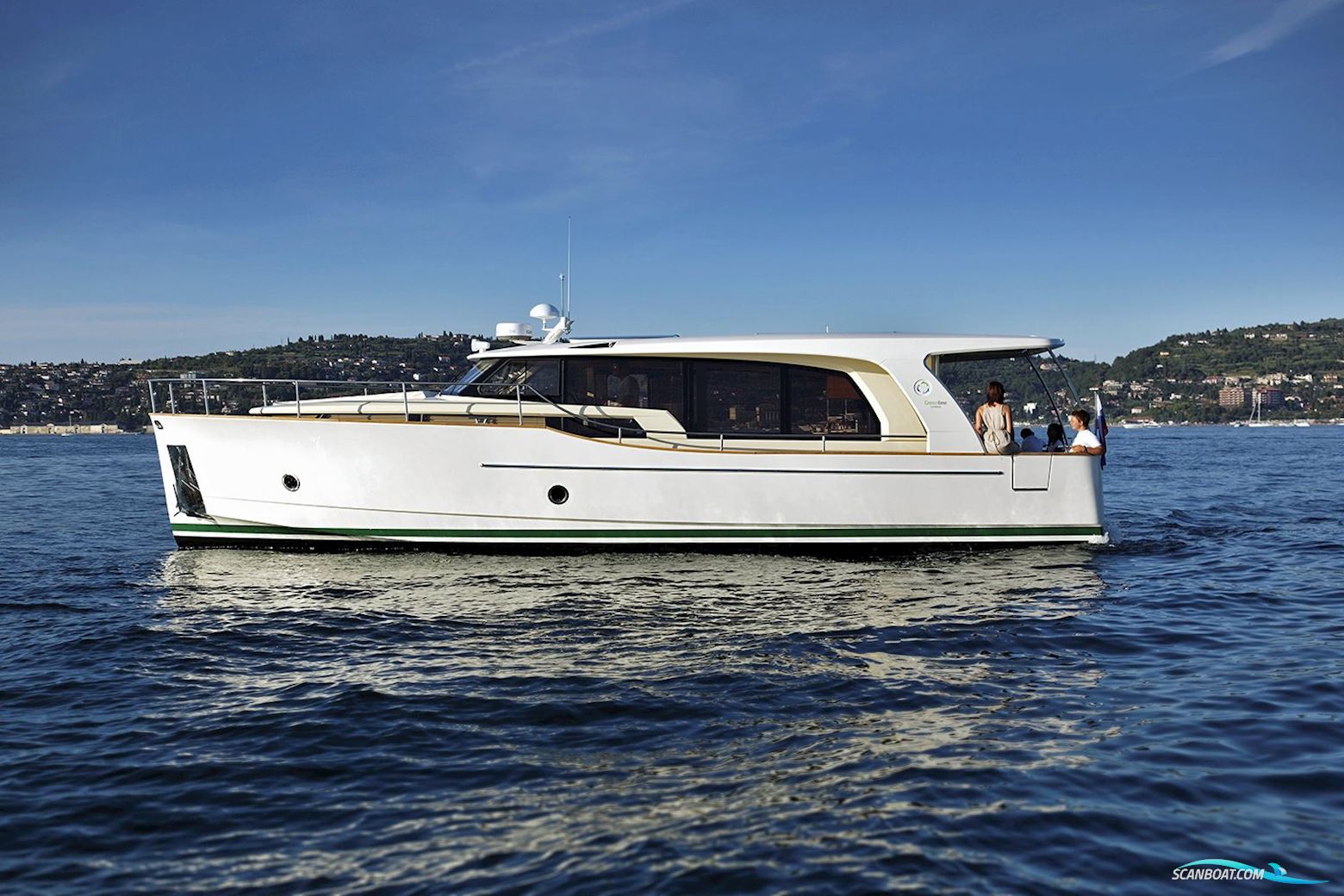 Greenline 40 Motorboot 2022, mit 2 x Volvo Penta D3 motor, Dänemark