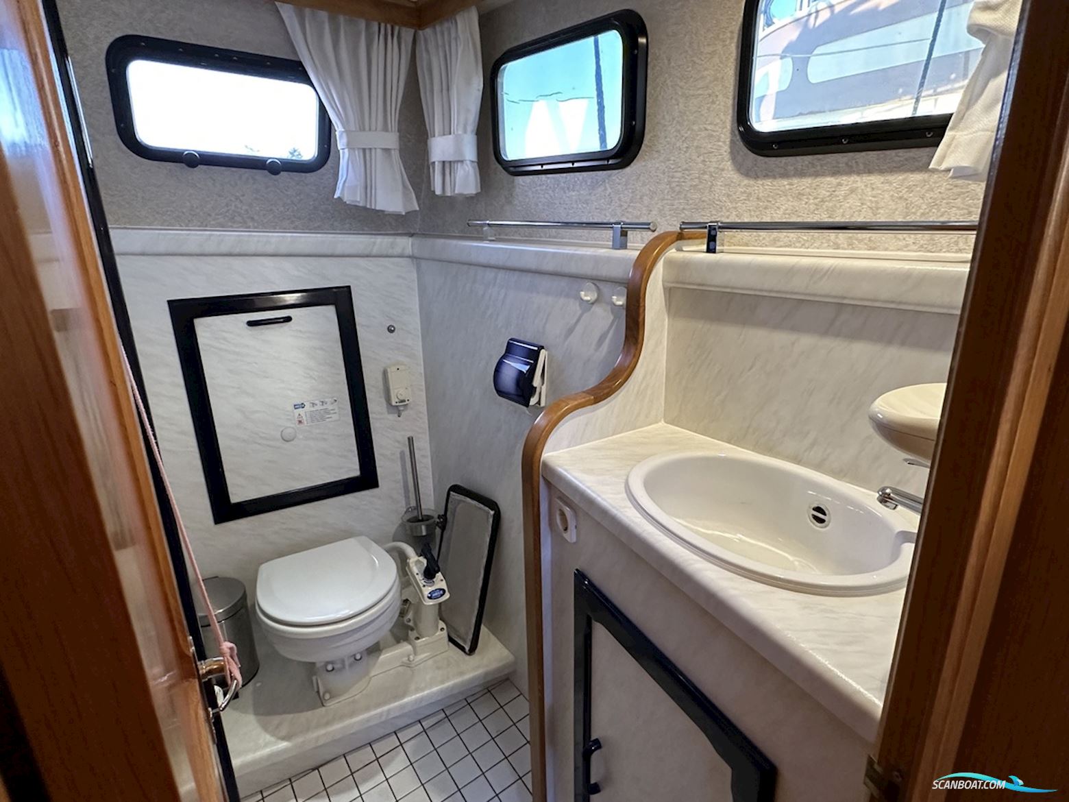 Gruno 38 Sportcruiser