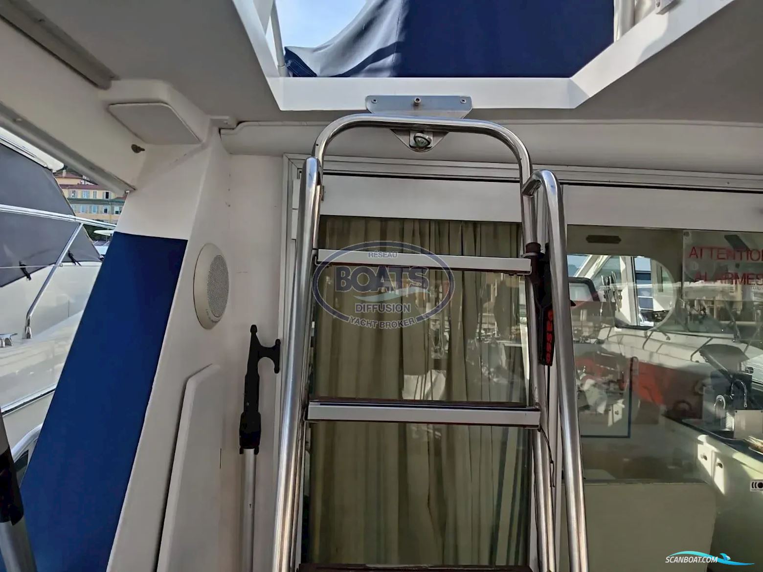 Guy Couach  1401 Fly