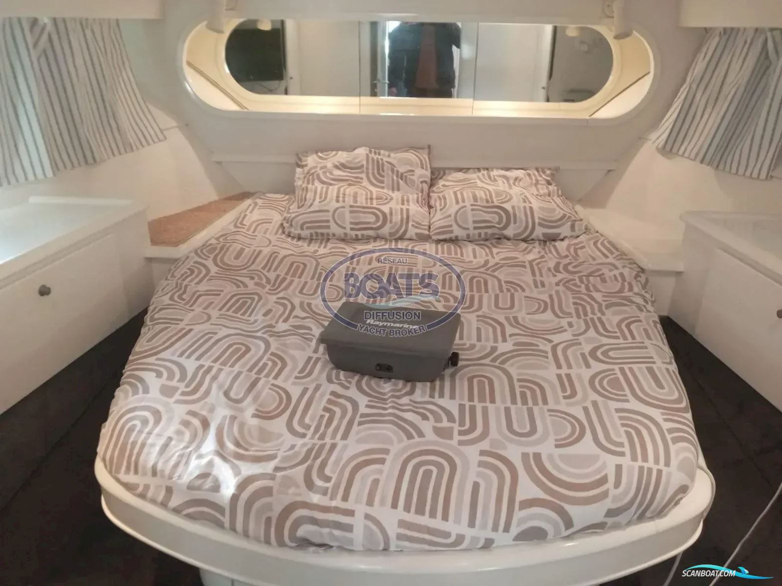 Guy Couach  1401 Fly