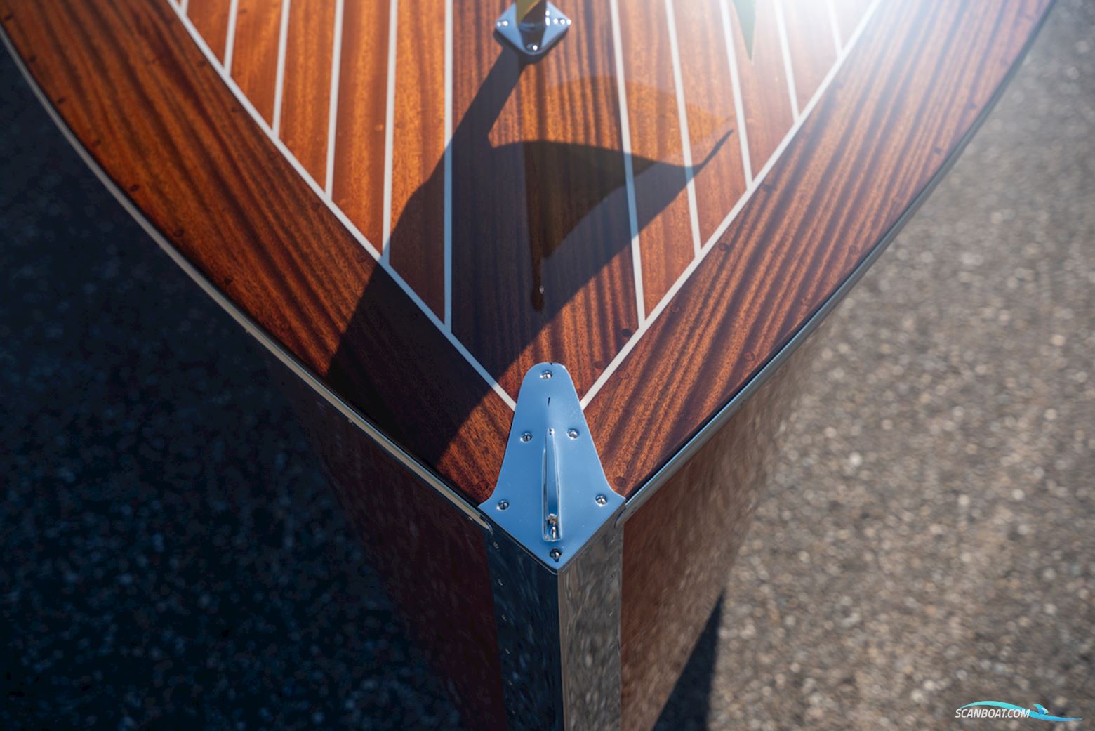 HACKER CRAFT Baby Dolphin