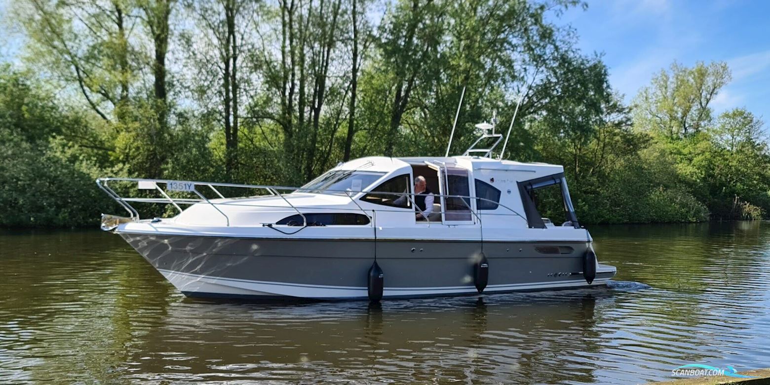 HAINES 32 Offshore Motorboot 2018, mit Nanni motor, England