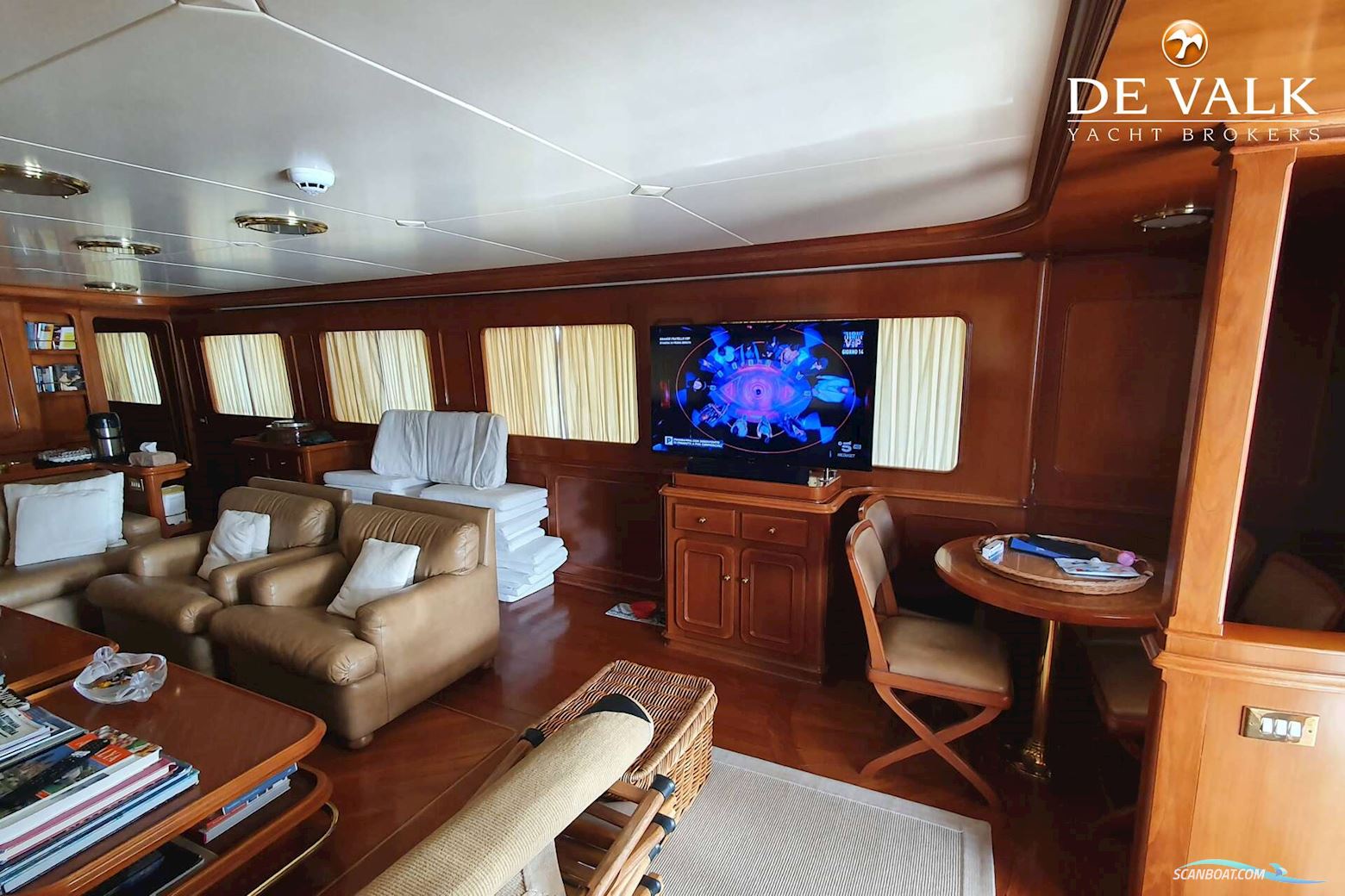 Hall Russell and Co Navetta