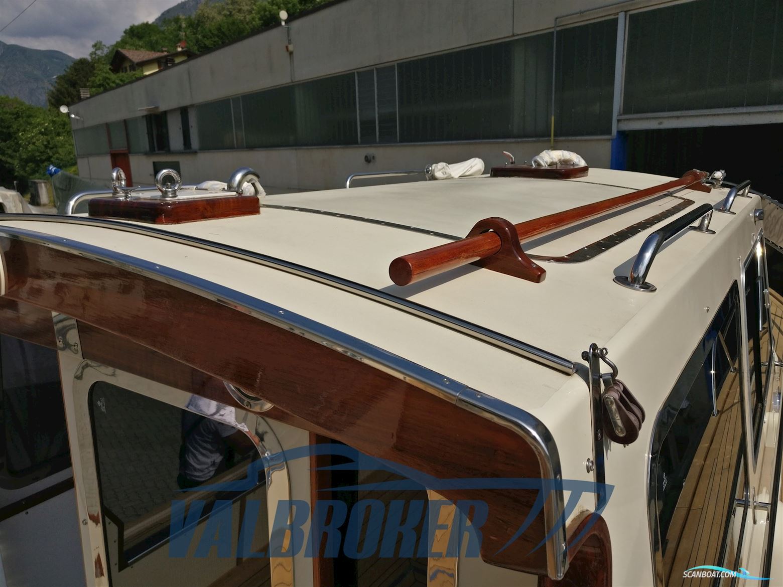 Halmatic Motovedetta