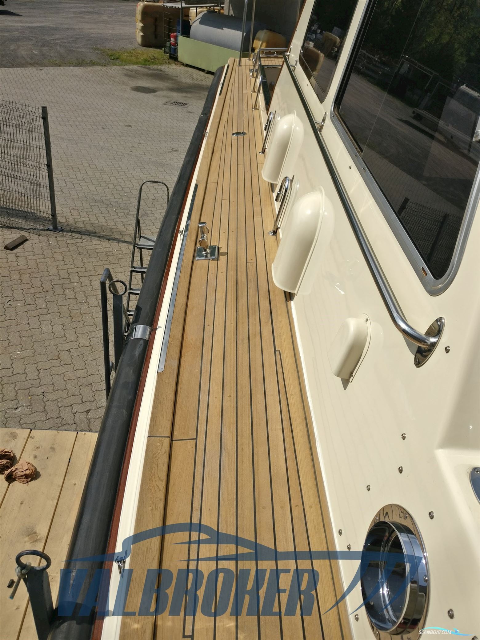 Halmatic Motovedetta