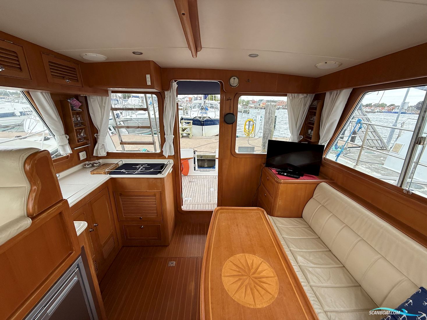 Halvorsen 32 Cruiser