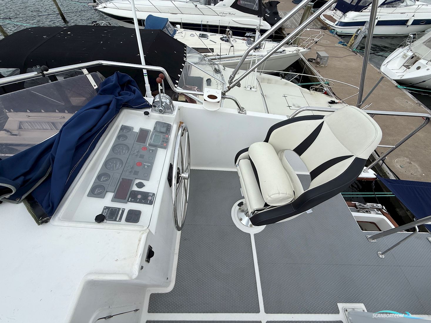 Halvorsen 32 Cruiser