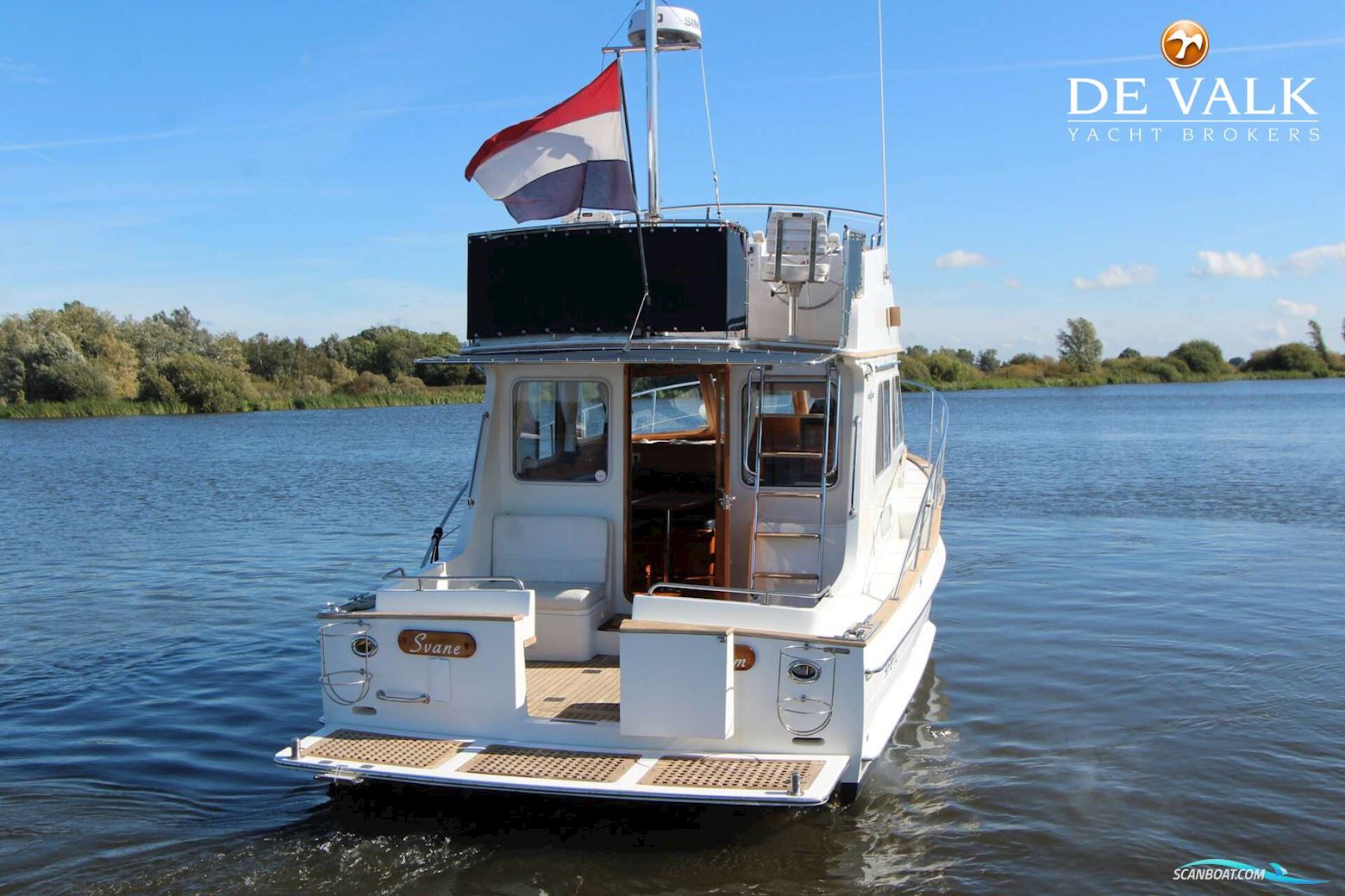 Halvorsen 32 Gourmet Cruiser