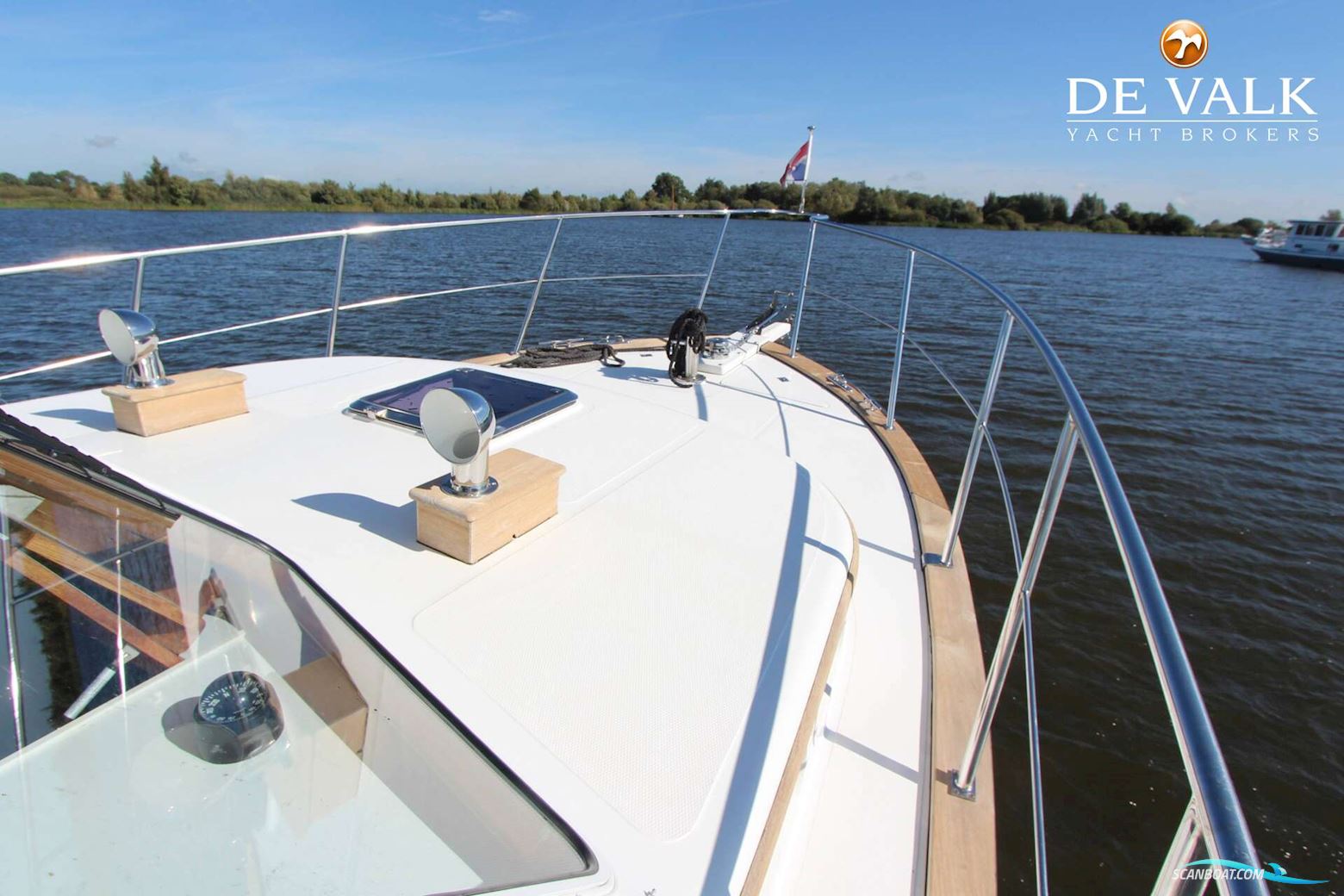 Halvorsen 32 Gourmet Cruiser