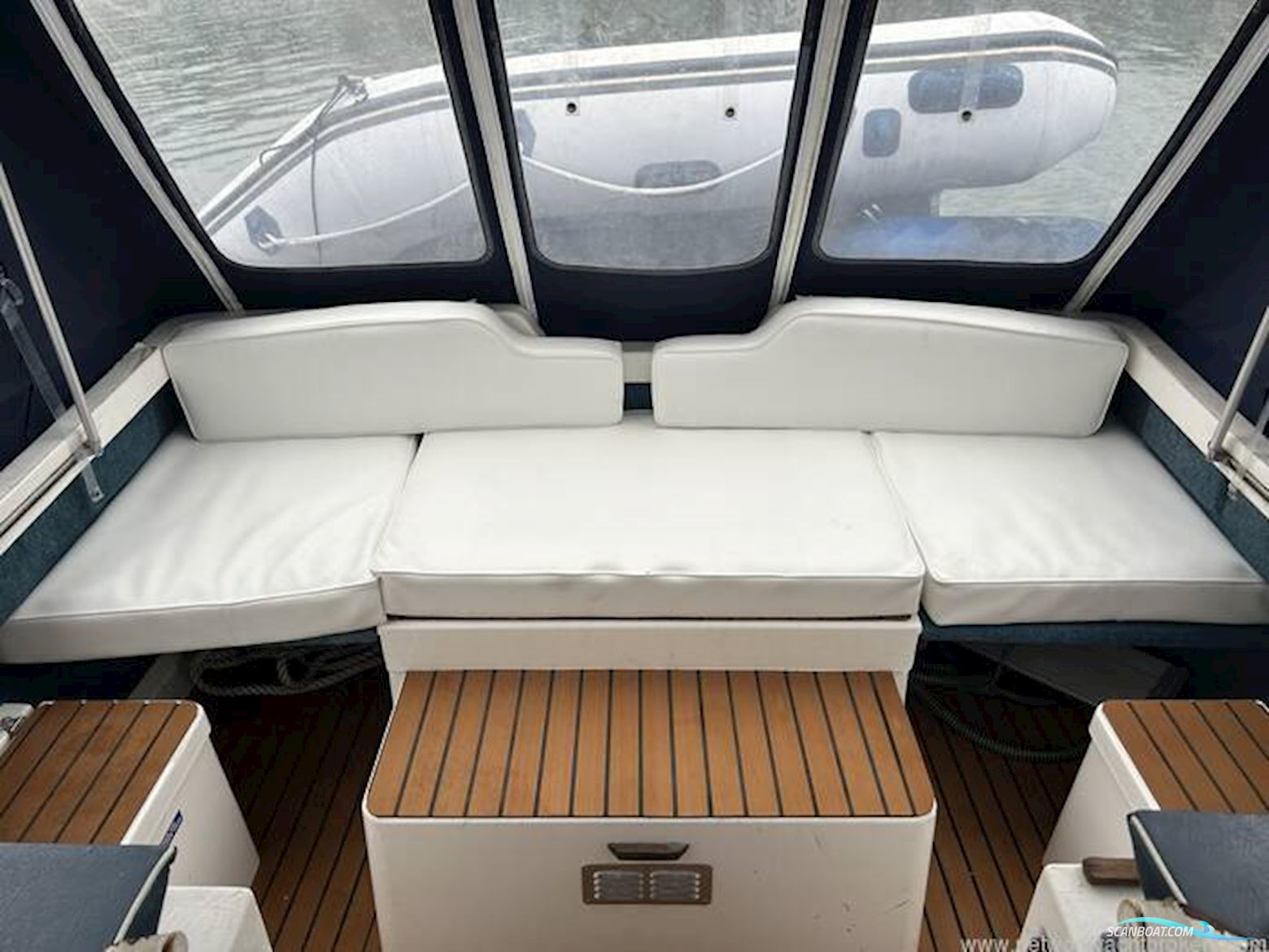 Hardy Marine 25