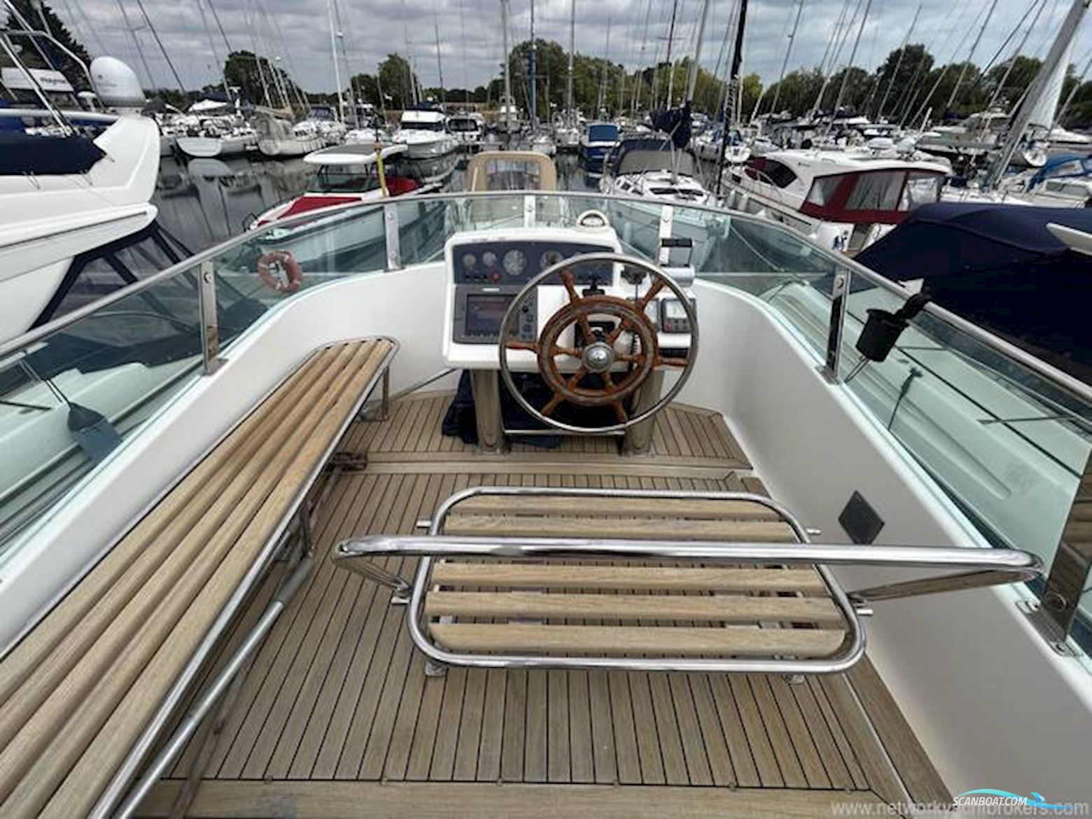 HARDY MARINE 36
