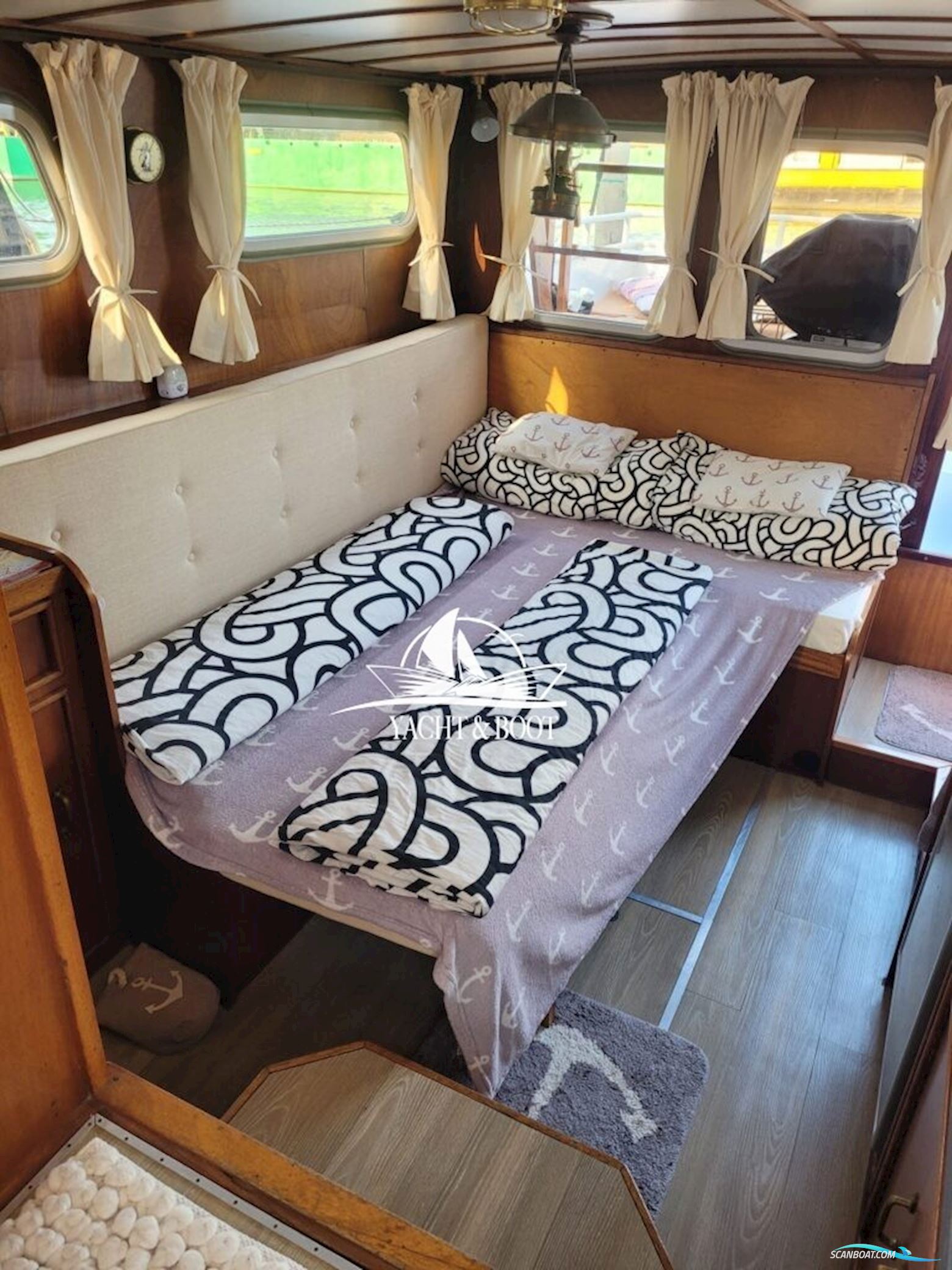 Holländischer Werftbau Crowntrawler 830