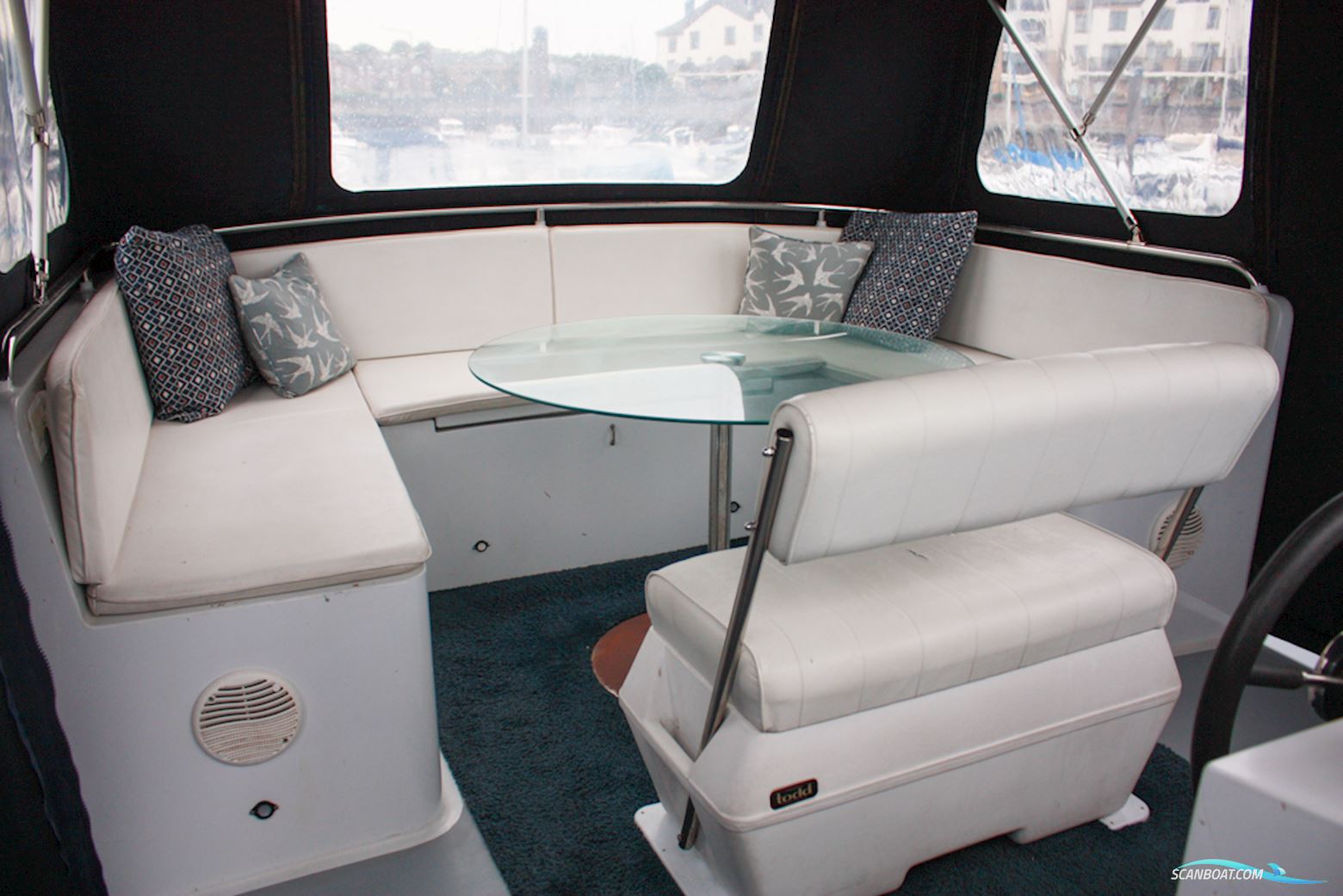 Hollandia 1250 Steel Cruiser