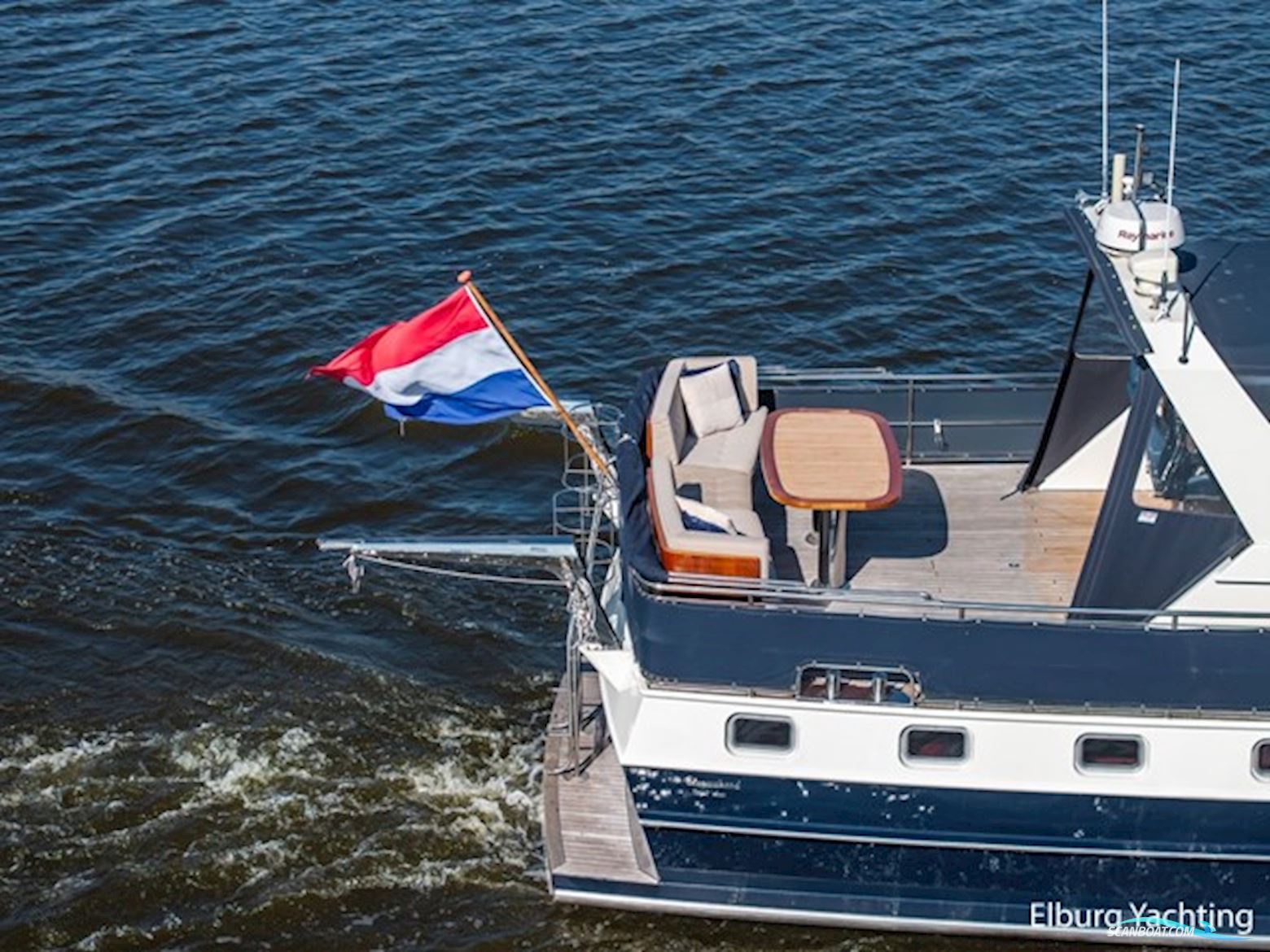 Holterman 48 Trawler - Stabilizers