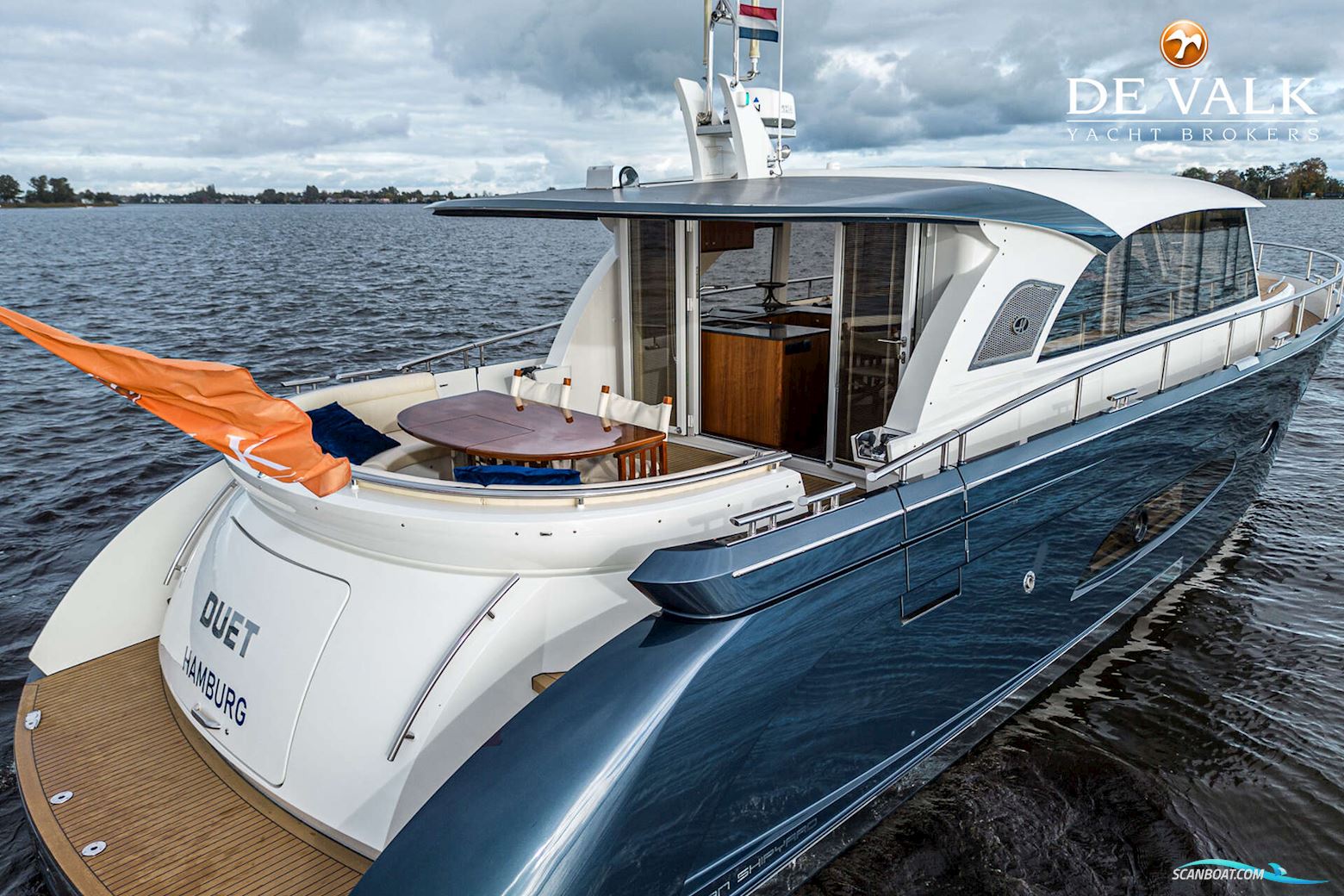 HOLTERMAN 53 Commander