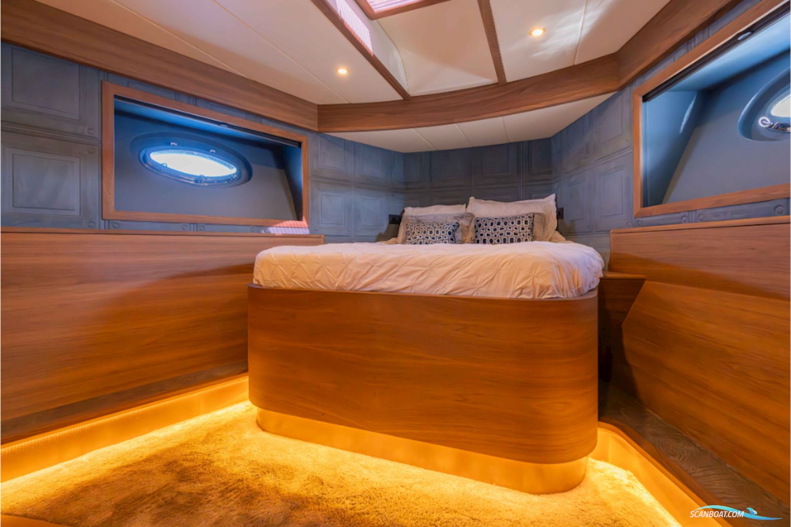 HOLTERMAN Commander 54