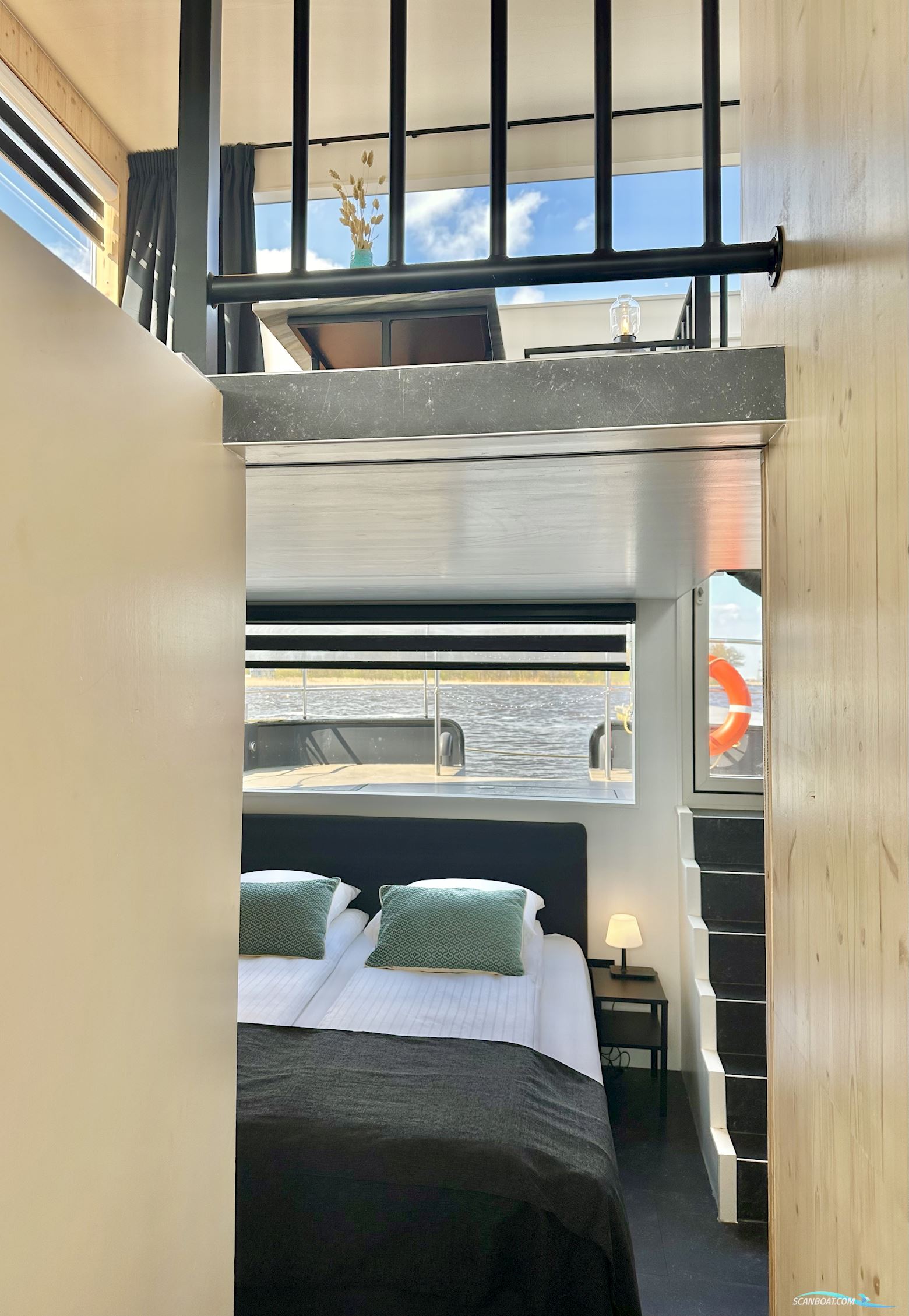 Homeship Vaarloft Volledig Elektrische Houseboat