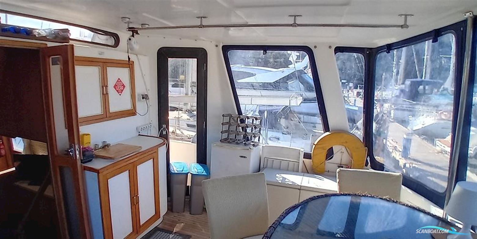 Horizon 47 Trawler Motor Yacht