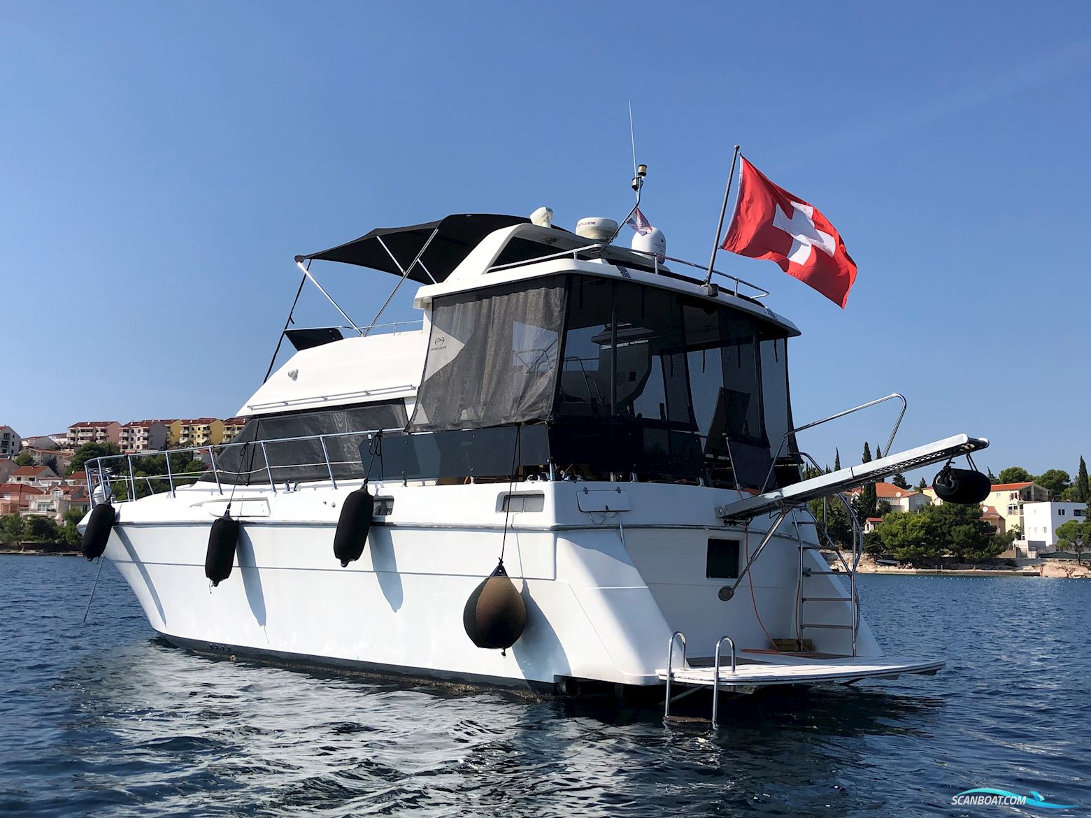 Horizon Yaretti 1190 Motorboot 1991, mit Caterpillar motor, Kroatien