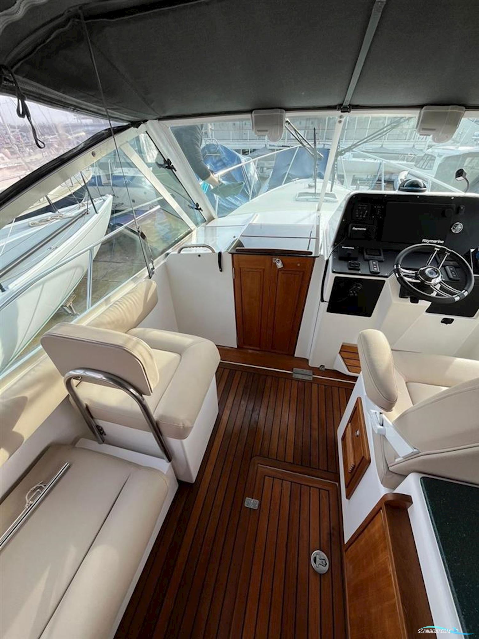 Hunt Yachts Harrier 36