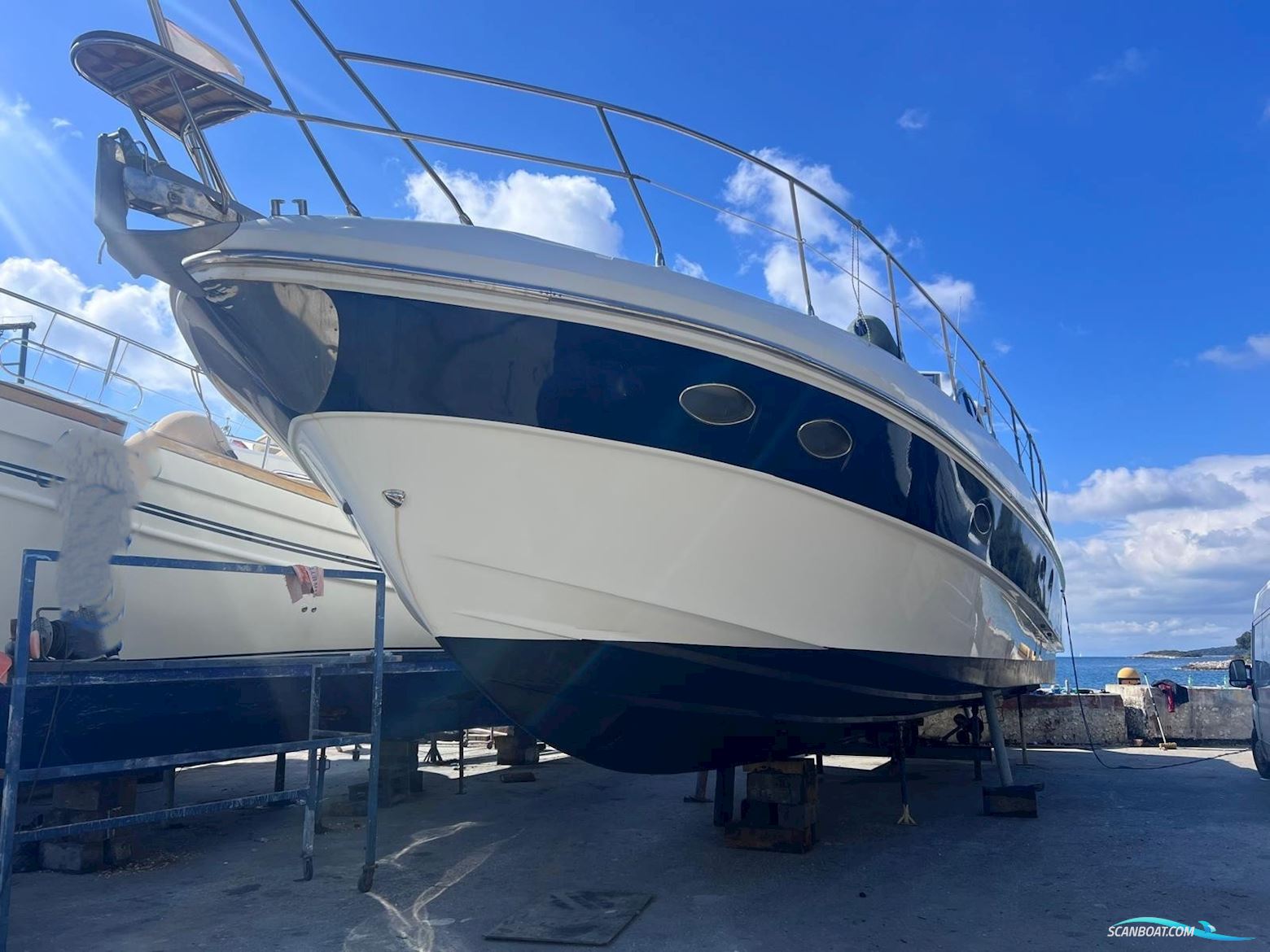 INNOVAZIONI PROGETTI ALENA 48 COUPE