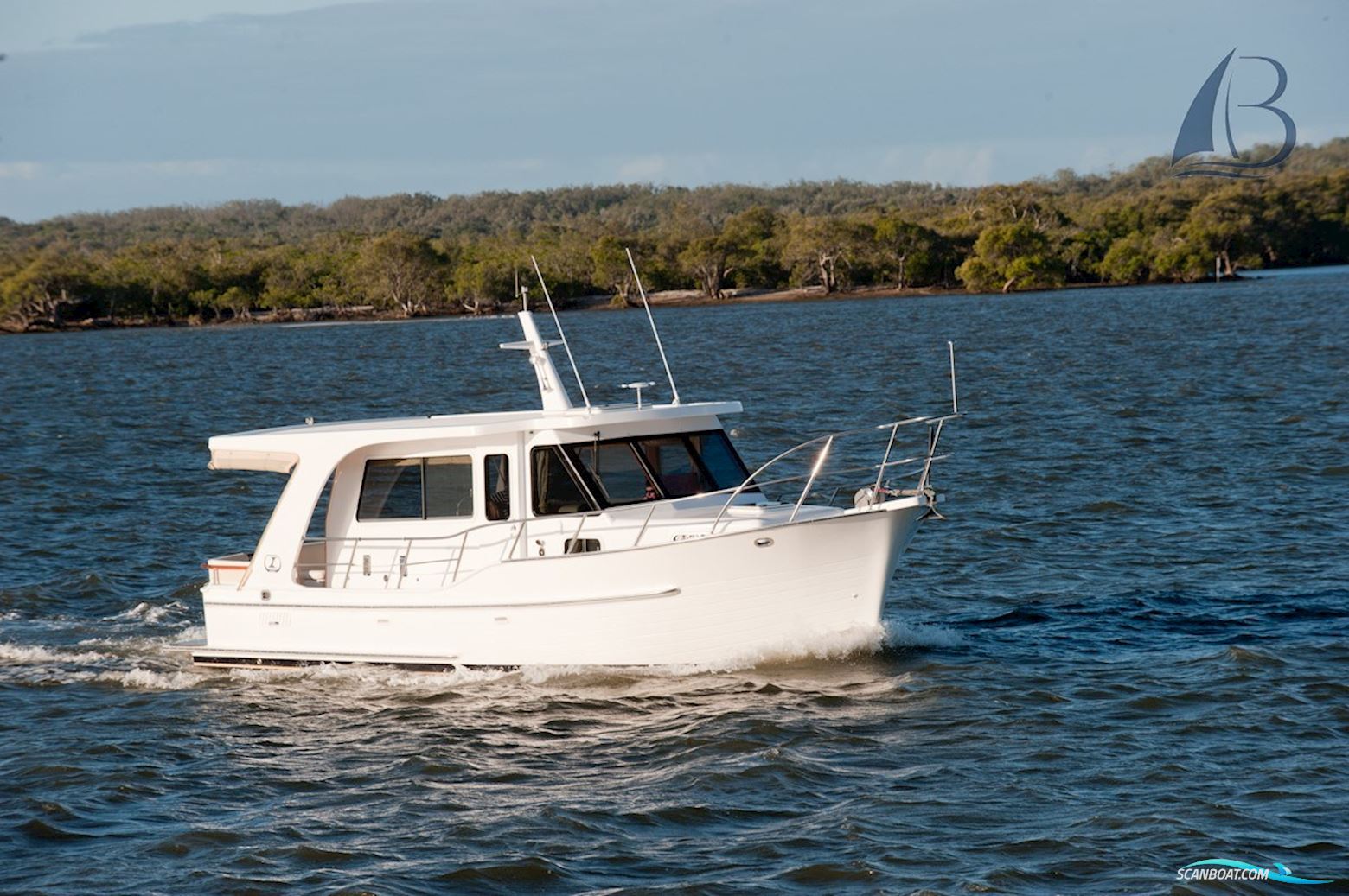 Integrity Motor Yachts Integrity 350 Sedan