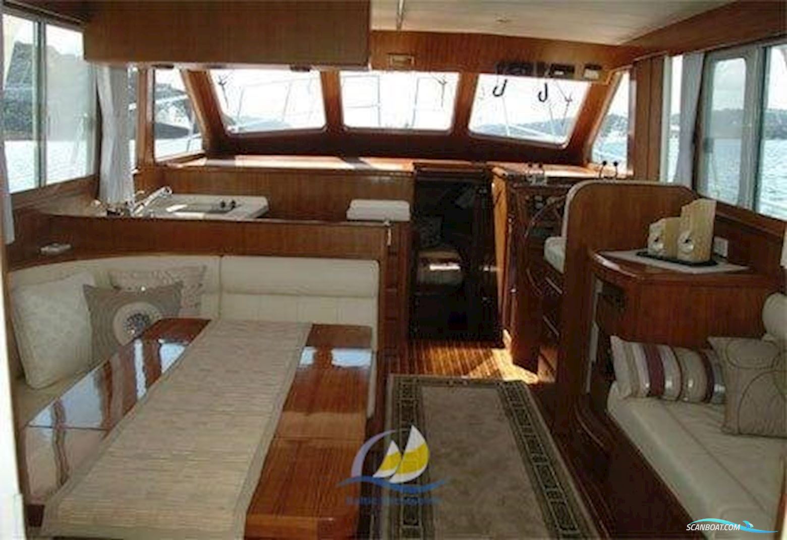 Integrity Motor Yachts Integrity 440 Fly