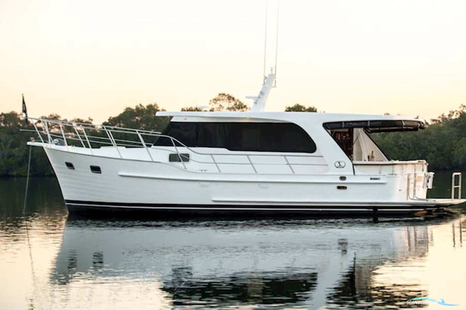 Integrity Trawlers 440Sedan