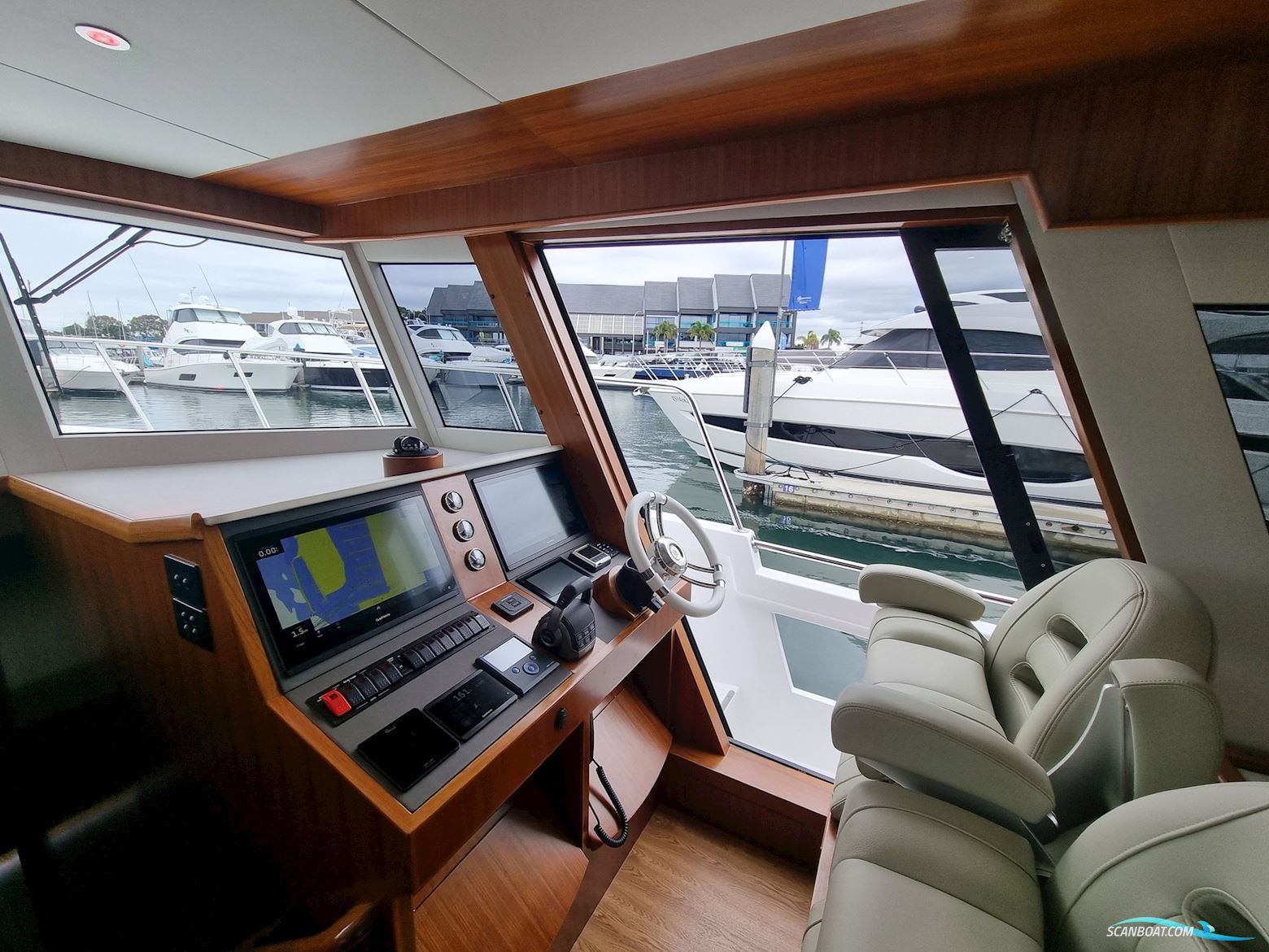 Integrity Trawlers 470CE Plus