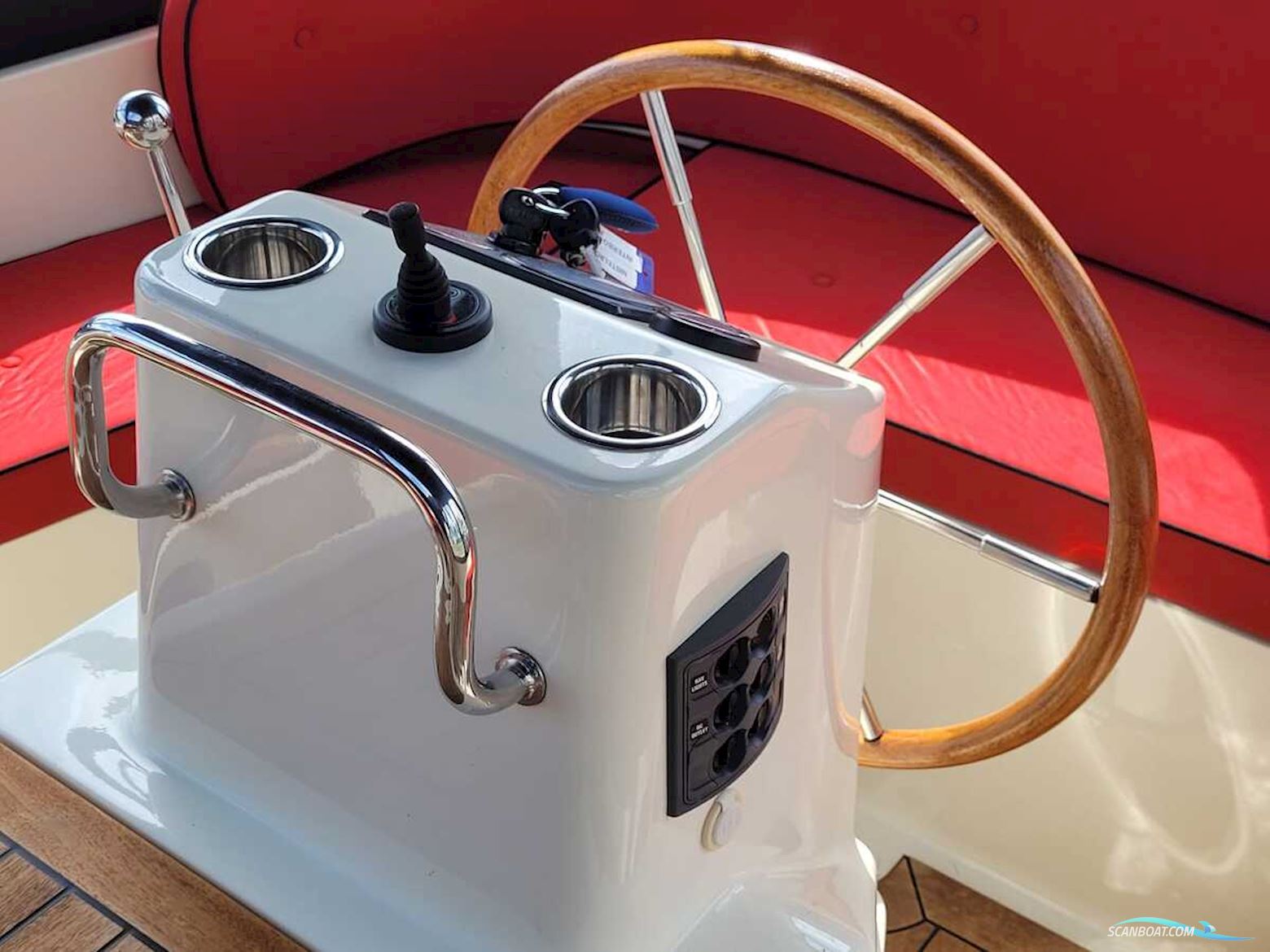 Interboat 22