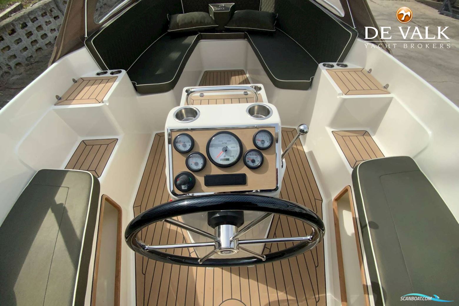 Interboat Intender 650