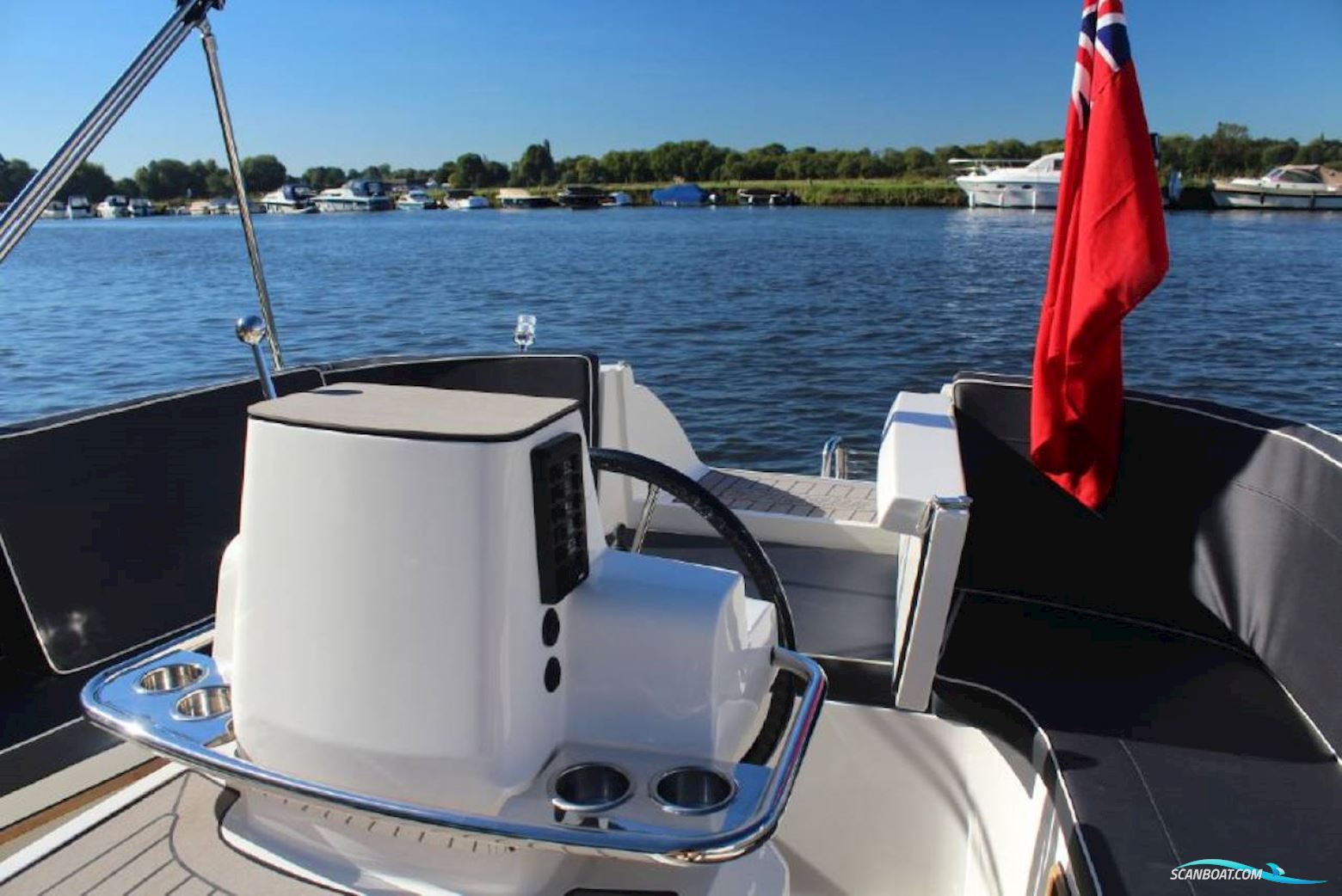 Interboat Intender 780