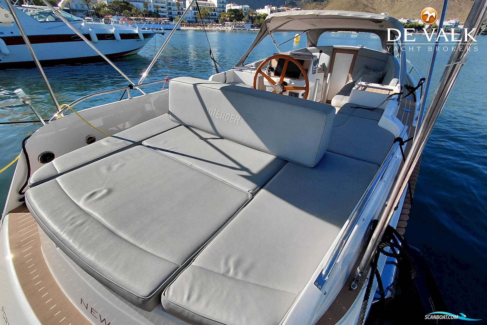 Interboat Intender 850