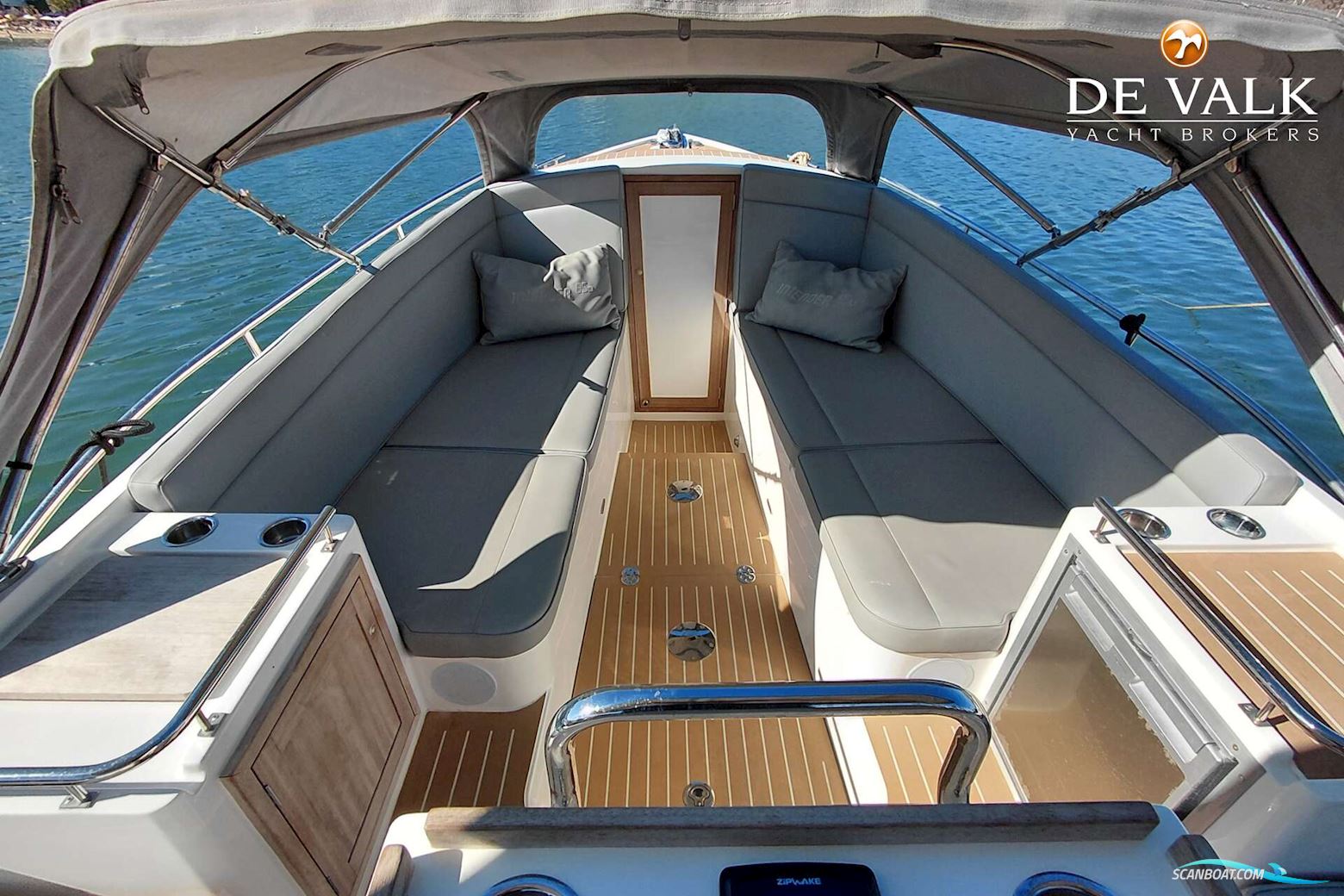 Interboat Intender 850